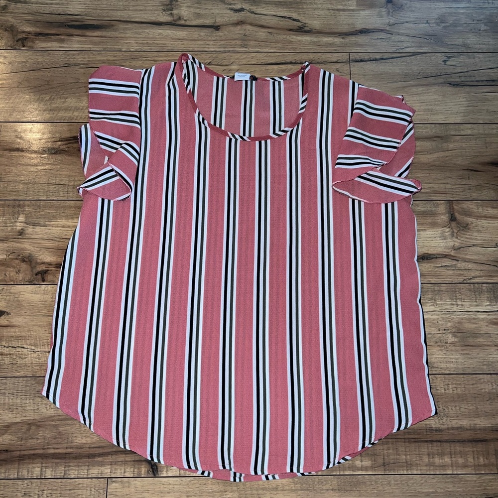 striped top